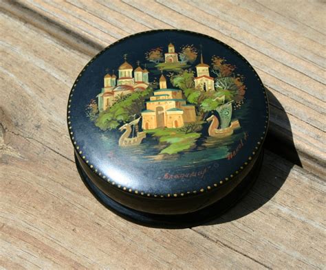 ceramin ready to paint trinket boxes with gold metal latch|Shop Russian Lacquer Boxes & Lacquer Art Online.